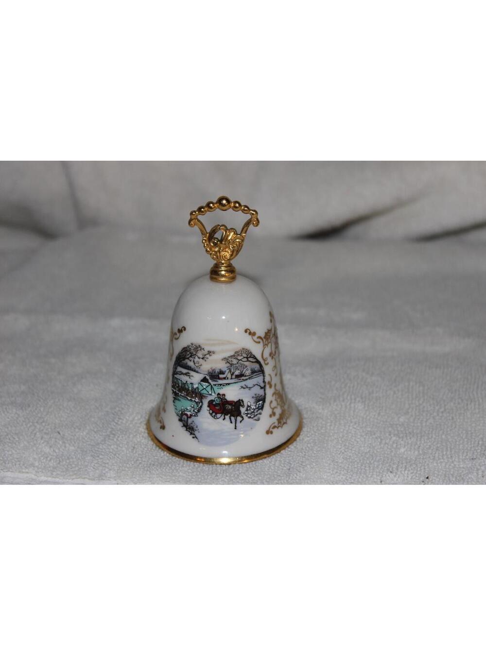 VINTAGE NOEL 1983 GORHAM FINE CHINA CURRIER & IVES CHRISTMAS BELL 3.75” HIGH